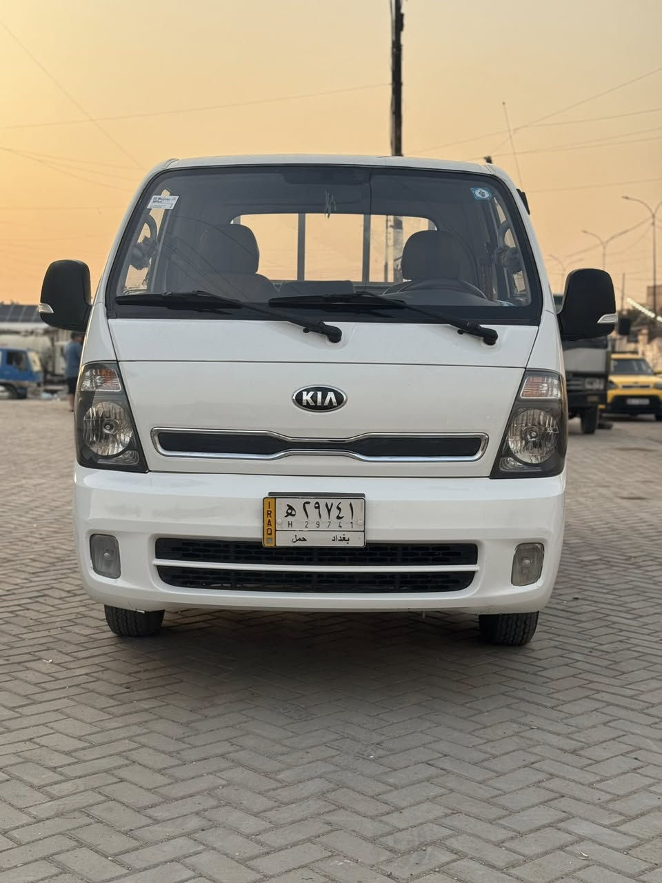 سلام عليكم كيه موديل ٢٠١٨ سياره مكفوله مكينه كير اكسل شواصي حداديه ومكفوله من ضربه وصبغ والتبديل سياره خير من الله العنوان بغداد الرقم لل ستفسار ***********
