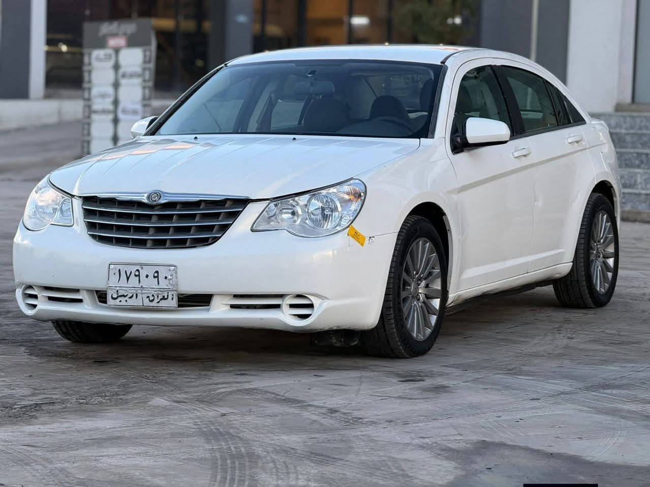 السعر 59$$           ***********
دوج كرايسلر موديل 2008 مكينه كير شرط تبريد شغال صبغ 3 قطع بدون دواخل جاملغ أمامي وباب وجاملغ خلفي شرعي موجود شرط التحويل كير توماتيك جامات كهرب حساسات طخم أمامي خلفي جديد طخم تايرات جديد
