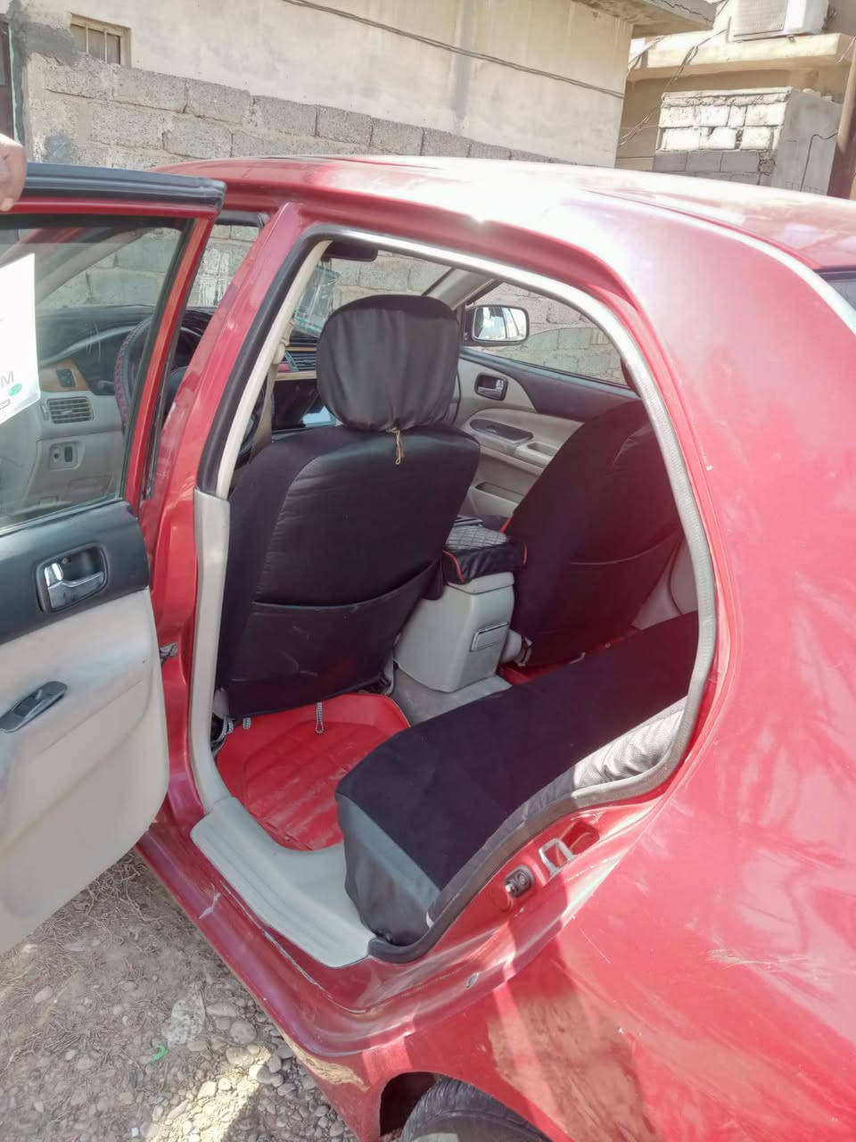 سلام عليكم لانسر 2007
مكينه جديده صار ييومين من شاده كير شرط 
صدر امامي خلفي مشط ستيرن كله جديد
مسجل شاشه كامره 
 كهربائيات كله شغاله تبريد شغال
مرشوشه للجماليه 
تخم تاير نضيف جواها 
سياره متعوبه عليه اذا مو شراي لتعبنيي ولا اتعبك 
مكاني ديالى المقدادية 
70 وبيه مجال 
***********
