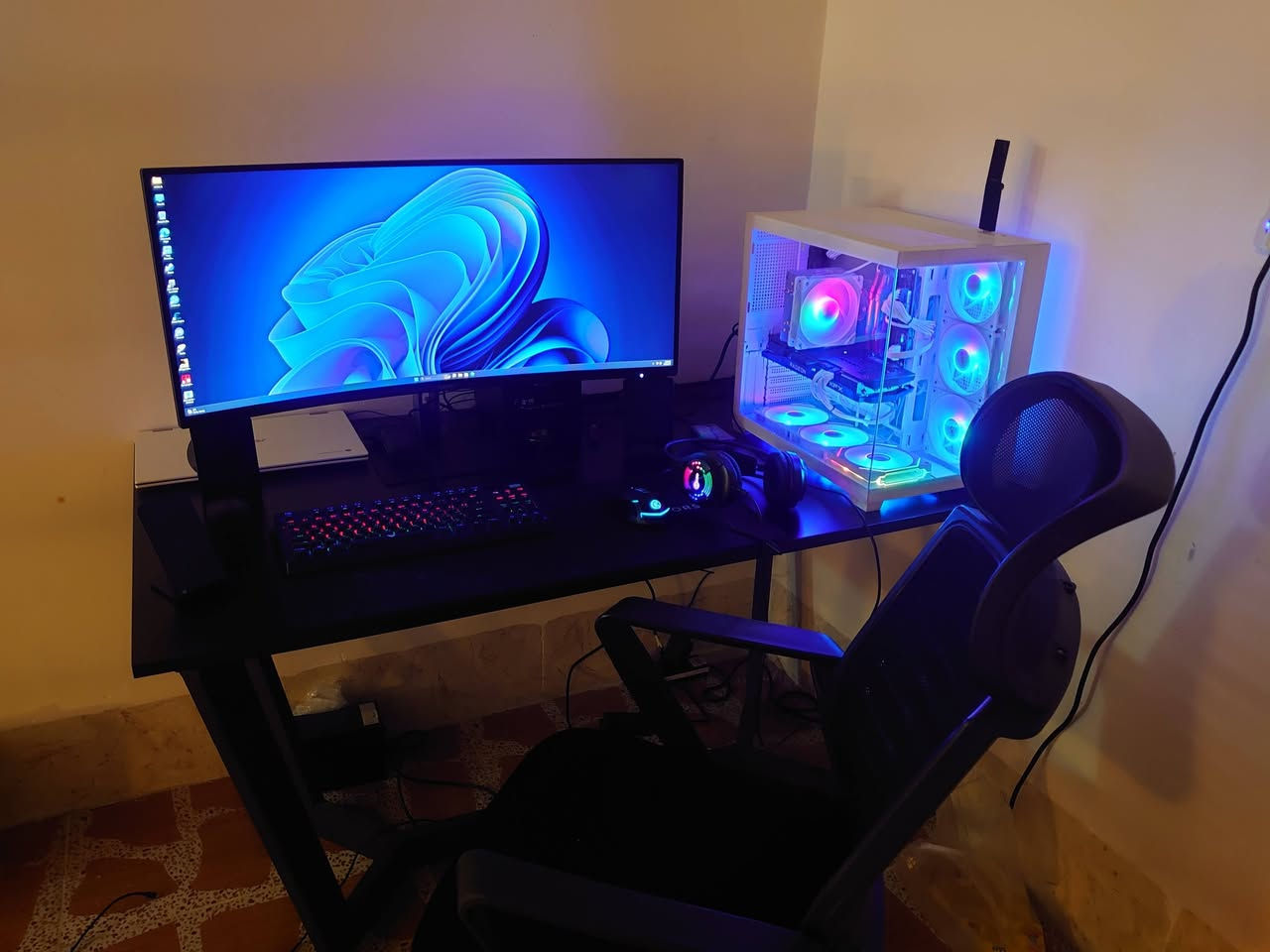 سێت ئەپی کامل بۆ فرۆشتن
مێز و کورسی لەگەڵە

سيت اب كامل للبيع
وياها ميز و الكرسي

هەولێر - اربيل
نرخی - سعر 1130$
CASE
Core i5-12400f
Gigabyte B760M Gaming X DDR4
XFX Radeon RX 6700XT 12GB
G.Skill RipJaws 2x8 16GB DDR4
SSD 1TB NVME
PSU 550W 80+ Bronze
Case SAMA 6 ARGB FAN

Monitor Xiaomi G34WQi
34inch Wide Curve
1440p 2K
180Hz
1ms

Mouse & Keyboard & Headset & MousePad


**إذا كنت صاحب هذا الإعلان وتريد حذفه لأي سبب، رجاءا أرسل رسالة إلى الدعم الفني**