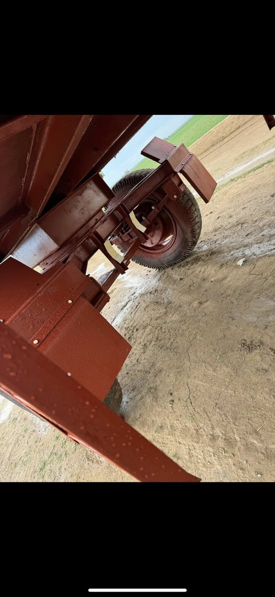 السلام عليكم اخوان موجود عربانه المانيه اصلي عربانه نضيفه حيل السعر اتصلو العنوان موصل اسيا ***********كو ***********
