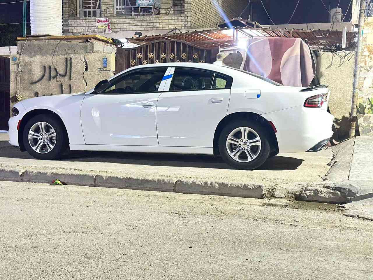 جارجر ٣٦٠٠ 
٦ سلندر 
فول عدا لفتحه 
مكفوله كفاله عامه 
بدون رقم 
السعر26000$
***********
