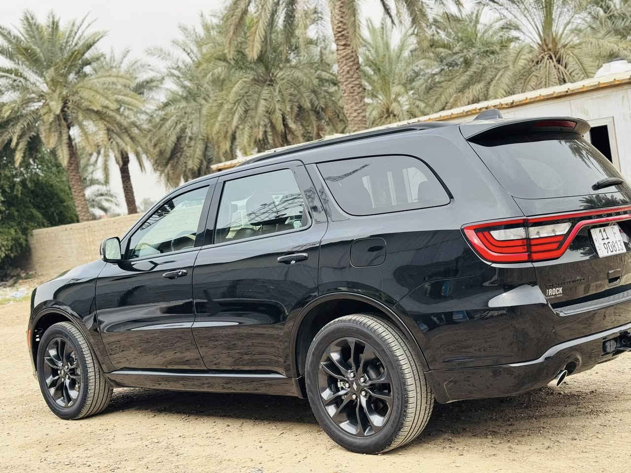 دورنكو 2024 gt premium AWD اعلى فئه موصفات فول 
شاشه جبيره
كشن منفصل vip
كشنات تدفئه تبريد
فتحه سقف
بنيد 3 فتحات بلادي
حساس امامي خلفي 
رادار امامي خلفي جانبي 
تحديد مسار 
فول مواصفات
مكينه 6 سلندر 
ماشيه 10 الف 
السعر : 31.800$ 
صور الحادث مرفوقه بالمنشور بدون ايرباك
مبدل جاملغ امامي وصندوق بدون صبغ بلادي 
رقم الشاصي : 1C4RDJDG1RC157444
مكان السياره بغداد 
***********
