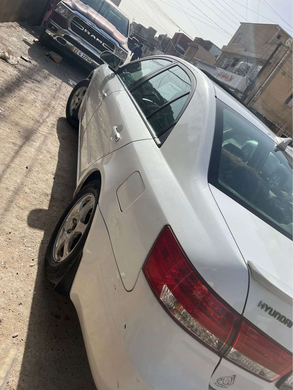 سوناتا 2006 خليجي كامله مكمله جاهزه من كل شي تبريد تدفئة  صدر امامي خلفي تايرات باتري كله جديد محرك 6 سلندر 3300 
رقم انكليزي بغداد جديد باسمي ترايك من زاخو للبصرة . السعر 90 ورقه 
مكاني بغداد *********** بغداد, العراق
