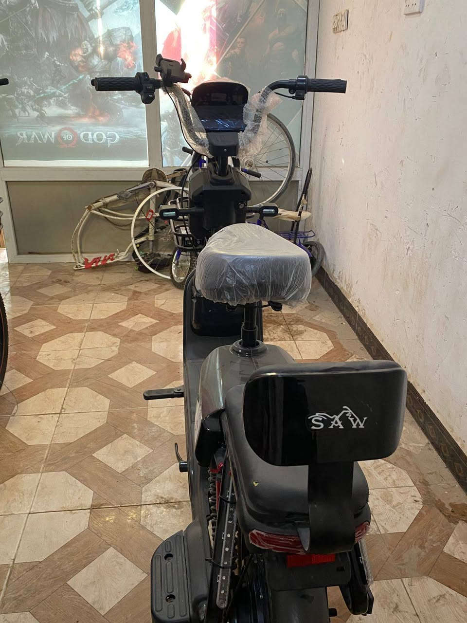 السلام عليكم عندي دراجتين شحن نوع ساو حجم 20 بطاريه عدد 5لكل دراجه دراجه مامستخدمه نهائيا بعدهن بترابهن تجي وتشوفهن كدام عينك عنواني السماوه السكك
***********
***********
واتساب وخط متواجد
