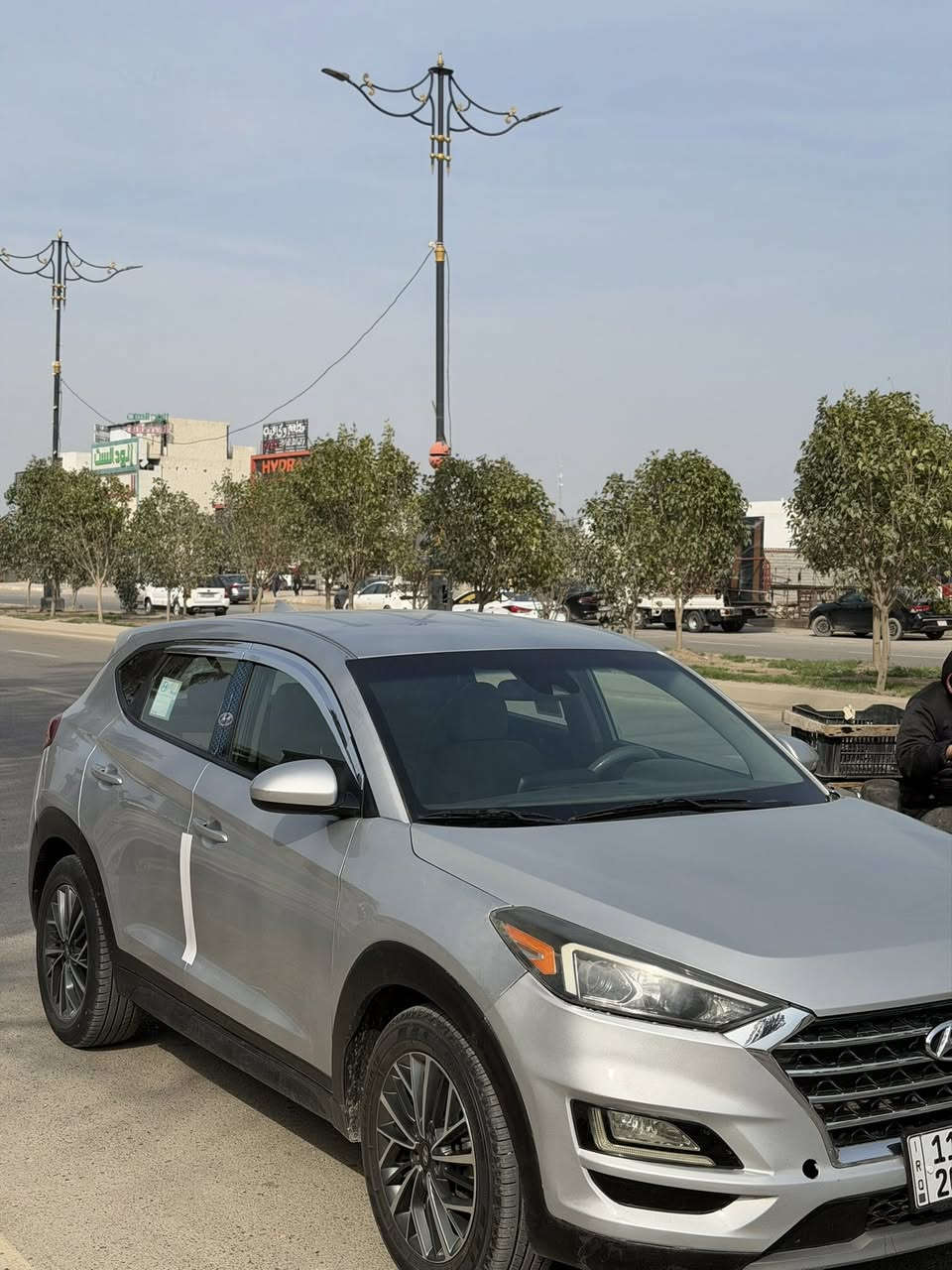 يا الله السلام عليكم من رخصه الادمن المحترم هونداي توكسان 2019 رقم بغداد تحويل مباشر بيه صبغ بس البنيد 
شاشه 
كامره 
ويل خليجي 
رادار 
مكينه 2000 جي دي اي 
ماشيه 90 الف 
السعر 165وبيه مجال 
العنوان ديالى تقاطع القدس 
***********
