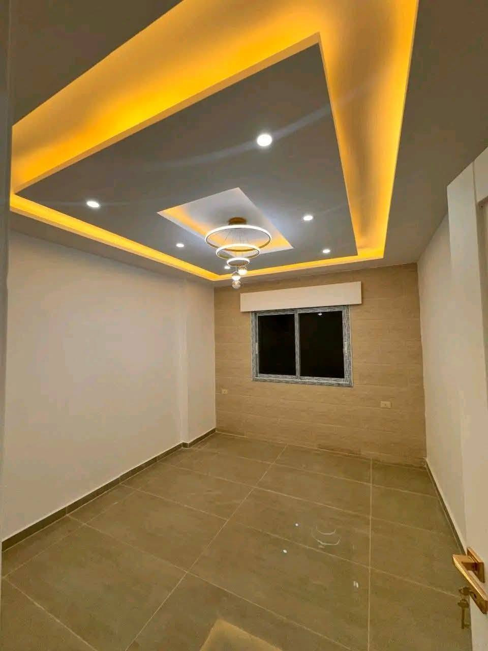 أعمال الجبس والديكور عندي بتصميمات إبداعية ولمسات فنية مميزة، كل قطعة هي عنوان للرقي والجمال. ✨ للديكورات اللي تحلمون بها،#ديكورات #جبس
نسب الأسعار ودقه وسرعه ونضافه في العمل
فَن آلُصٍبْآغ ۆآلُدِيَگۆرآتٌ 

آلُآستٌفَسآر علُﮯ آلُرقم
👇
***********
