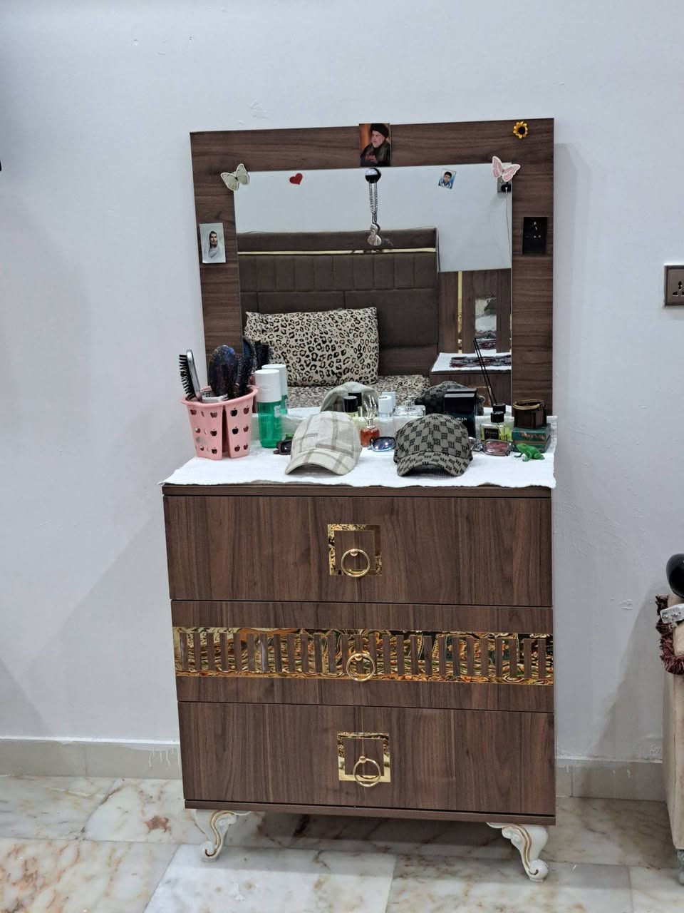 غرفت نوم تركي 5قطع غرفه جديده سعر 700 وبيه مجال مكانك بغداد  رقمي ***********
