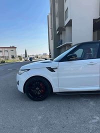 ٢٠١٦مۆدێل رانج رۆڤەر بێ بۆیاخ دیزڵ ناو سور ١٩٥ وەرەقەو معمالە  بۆ زانی...