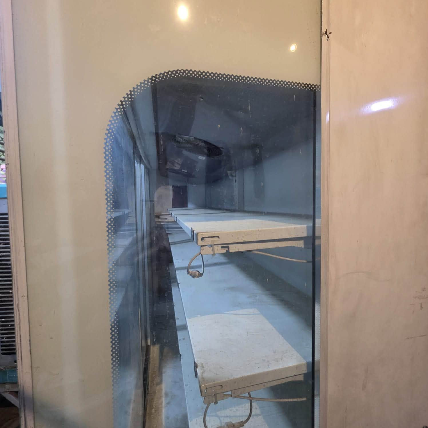 عارضة براد ثلاث بيبان سلايت
جاهزة سعرها 850 الف 
النجف الاشرف
اتصال فقط
***********
