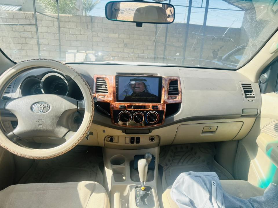 السلام عليكم 
فورنجنر  2008للبيع سياره كفاله من كلشي بيها بونيد مبدل شرط بدون دواخل ولا طخه سياره محرك كير صدر كلها ع البلاد وجديده رقم الماني سنويه مو نافذه شرط التحول مشروع  وطني 
للاستفسار الاتصال 
***********
