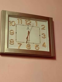 ساعة • شغالة • بغداد