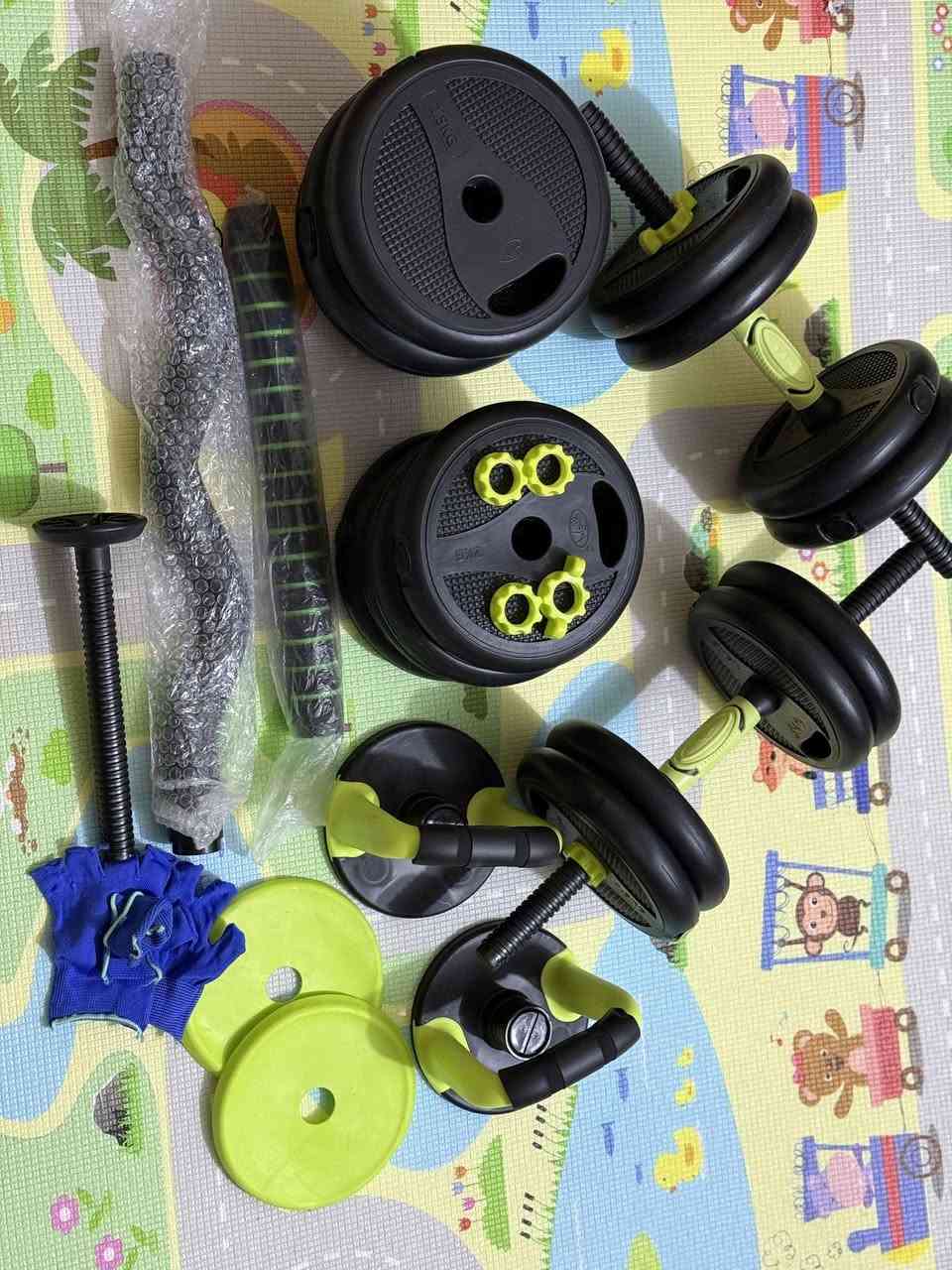 دمبلص  ( عده كامله دمبلص + بار) وزن 30  💪🏽كيلو جديد شرط بجيس✅

محتويات:
4 اقراص وزن    كيلو 2.5 
4 اقراص وزن 2 كيلو
8 اقراص وزن 1.5 كيلو
✅ شفت عدل + شفت Z + يدات كتل عدد 2 + قفازات + حامل اقراص عدد 2 + حمايه اقراص + 8 سدادات + شفت رول تمارين بطن 

كامل متكامل سعره( 85 ). مكان كوفه شارع ميثم النجف, العراق


**إذا كنت صاحب هذا الإعلان وتريد حذفه لأي سبب، رجاءا أرسل رسالة إلى الدعم الفني**