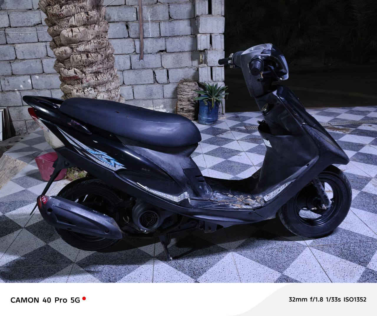 سلام عليكم دراجا للبيع ماكس عدله دراجا جديده صالها شهر طالعه من المعرض كهربائيات شغاله شلعه معدل طيران تج تفحص وشوف مكينه برغي مامفتوح بيها دراجا ختم واحد كلا بلادي مكان كربلاء مكلف بل نشر رقم راعيها
***********
