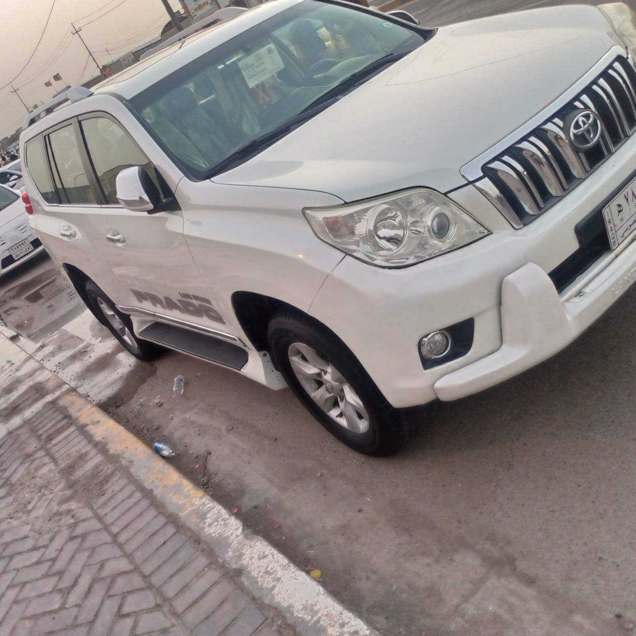 السلام عليكم برادو موديل 13 فول مواصفات 6سلندر ماشيه 137 حقيقي سياره جدا جديده بيهةبارد 4اصابع بالجاملغ الأيمن الامامي تخم تاير ياباني باتري جديد بأسمي تحويل مباشر والشراي يتصل ***********
