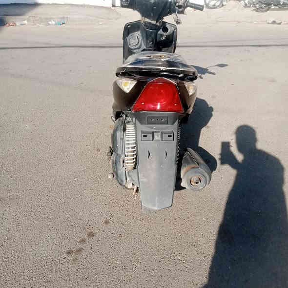 ثعلب للبيع نقص جوزه فقط شغاله نص نكره كهربائيات شلعه معدل فول كفرات اصليه مكاني بغداد ساحه عدن او طوبجي سعر ٣٥٠ الف قفل هاتف ***********
