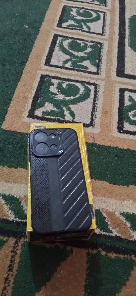 لبيع اس ٨٥ جديد بالكرتون 120 فريم
ذاكره 256 عشوائية 16 معالج قوي
استخدام اقل من اسبوع جهاز اصلي وكاله 
رقم موبايل 
***********
