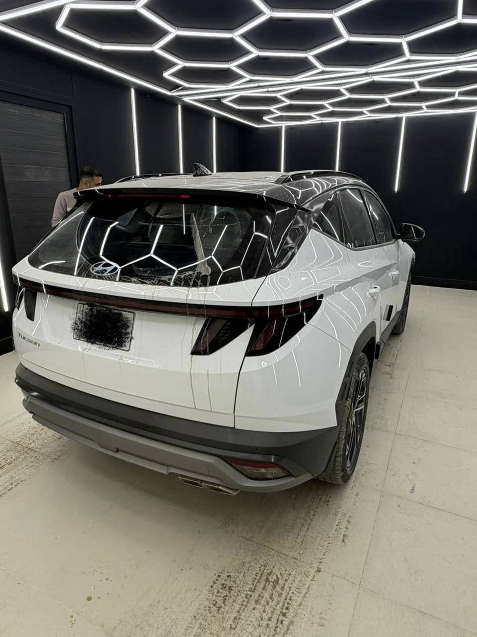 سلام عليكم توسان 2025 وكاله دوليه تو كلر سياره كفاله عامه بعده بدهن الوكاله ماشيه 4 الاف كيلو فقط رقم بغداد بسمي فول مواصفات عدا الفتحه مكانه كربلاء  ***********
