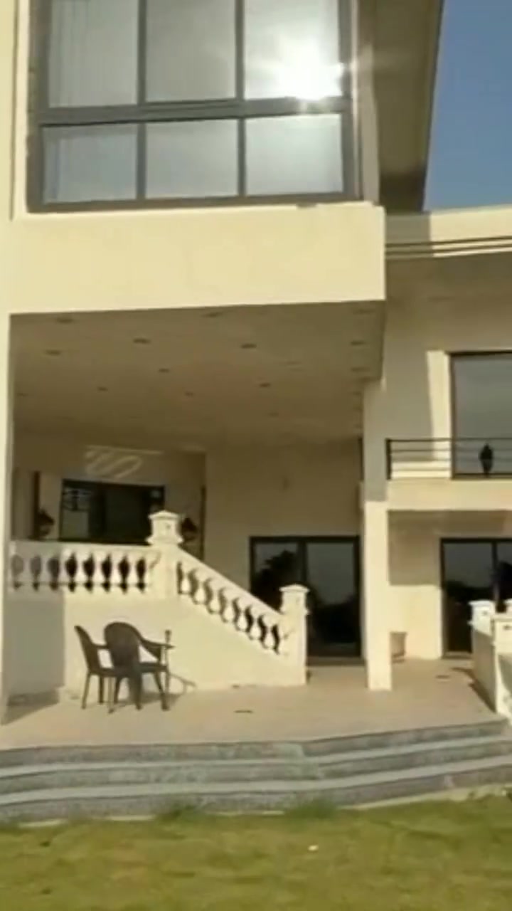 حوّل حديقتك إلى مكان راقي ومميز ✨
تنسيق حدائق • تركيب أسيجة • ديكورات خارجية • جلسات عصرية
جودة عالية وأسعار مناسبة
📞 للتواصل والحجز عبر الخاص
***********
 القصرالذهبي للديكور
