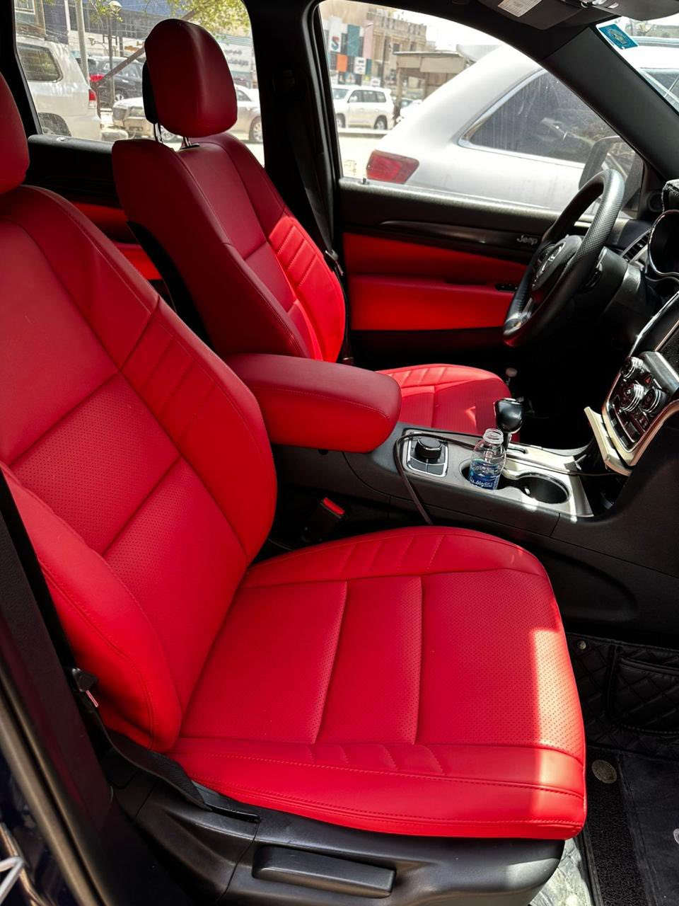 لاريدو 14 للبيع او المراوس
جيب لاريدو للبيع او المراوس
محرك 3.6 كير طيره 
شاشه كبيره .. تحكم ستيرن + شفتات 
مع انظمه قياده متعدد ايكو نورمل سبورت
محدث بجم RT مصبوغه احزام للجماليه
رقم بغداد بسمي هزه جديده 
جاهزه من كل النواحي ومصروف عليها 
كل كهربائياتها شغاله تبريد ثلج

مكاني بغداد حي العامل
السعر 165 وبيها مجال 
‭0771 397 2355‬
***********
