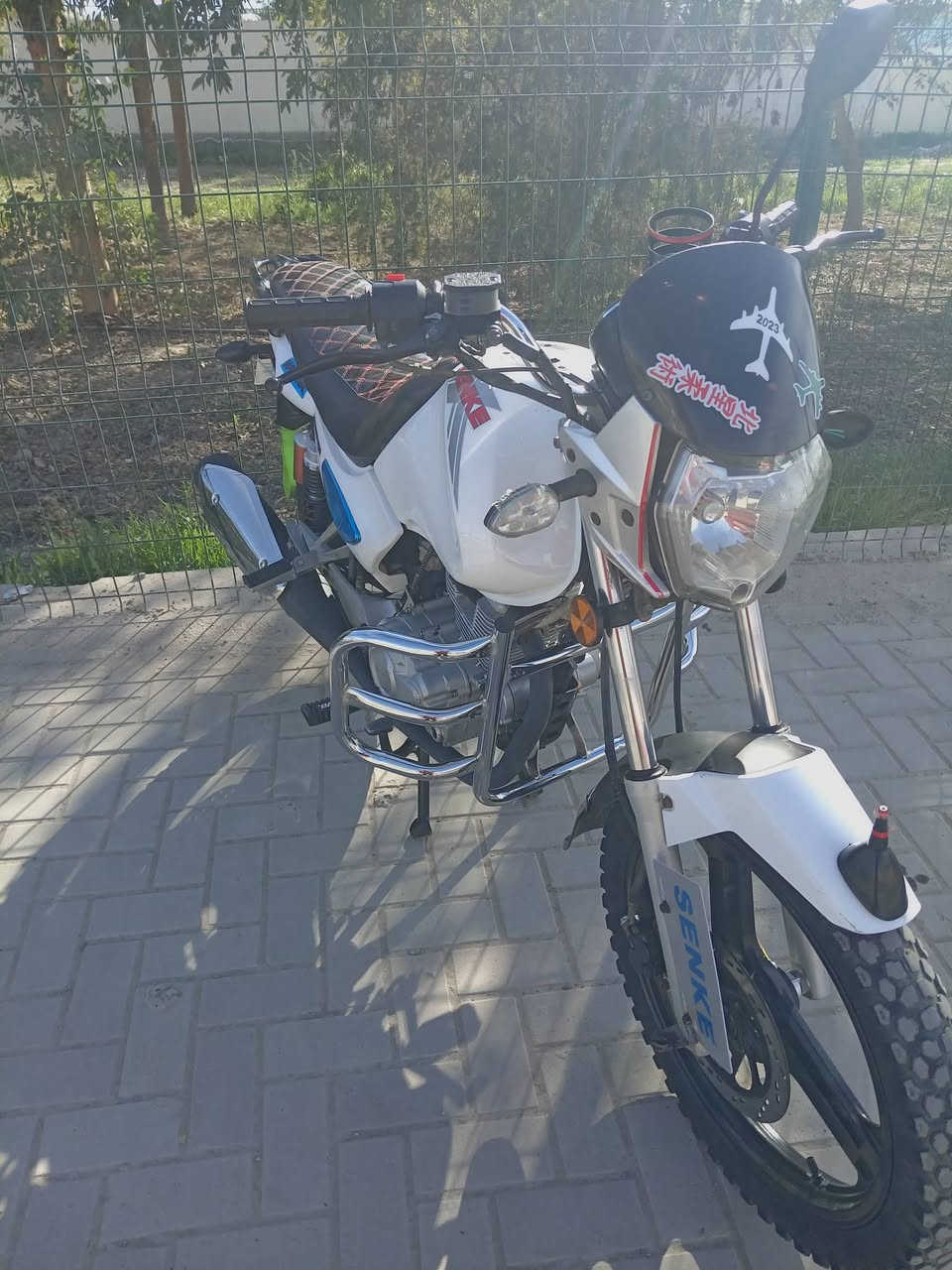 السلام عليكم
سنكي للبيغ 2015 مال جنايه
كله شقال كهربائيات كامله
دبلات امامي وخلفي جديده
كشر اصلي جديد بل جيس
سلف و باتري جديد
ضفيره جديده شديتله
عداد شقال كامل اصلي
لايت وبك لايت جديد
محرك لاتبخير ولا تنقيص ناعم ونشاط فول
بي بس التايرات نص عمر الباقي شقال
مكاني ناحيه الاسحاقي للاستفسار *********** خاص مفتوح
