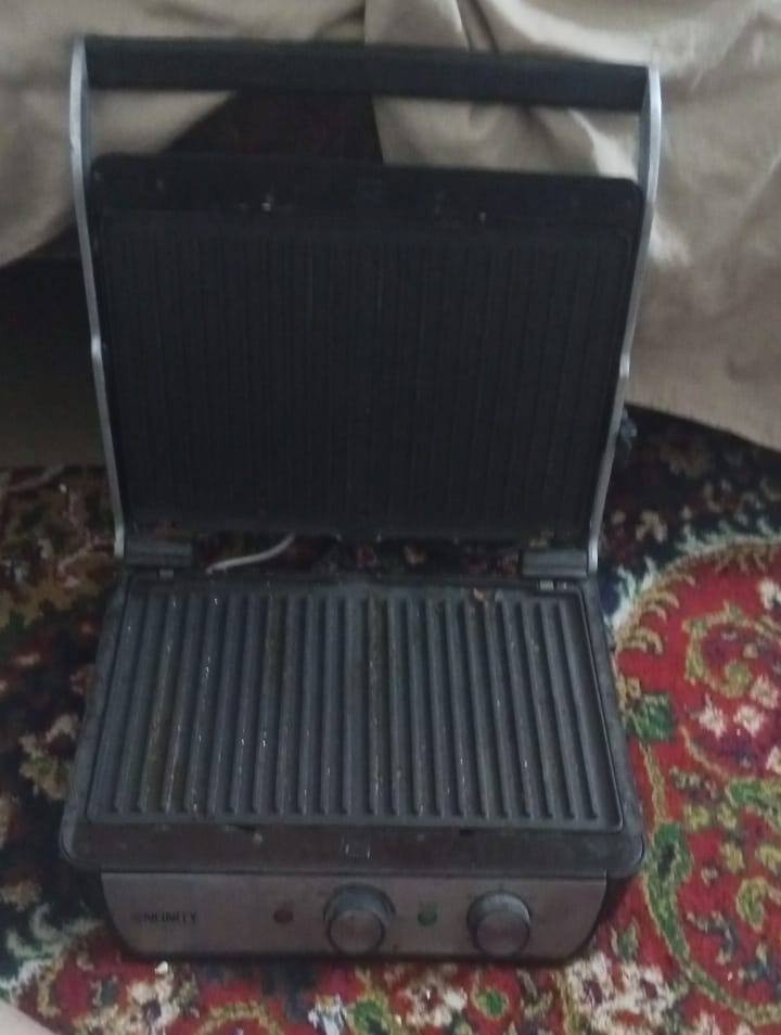 كابسات مال صاج كهربايه عدد 2لبيع العنوان الأمين الثاني


**إذا كنت صاحب هذا الإعلان وتريد حذفه لأي سبب، رجاءا أرسل رسالة إلى الدعم الفني**