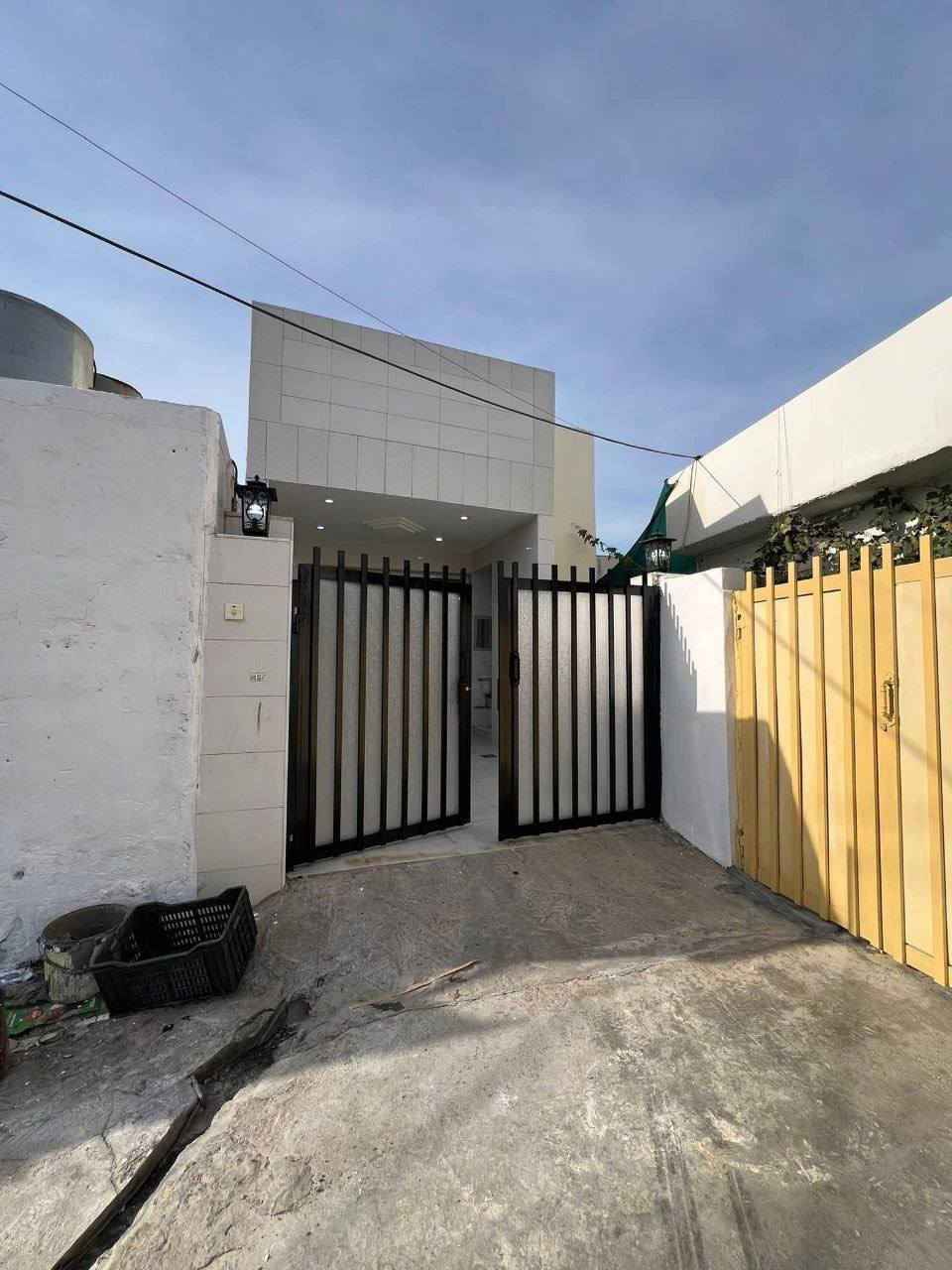 🔸سند طابو يتسجل بإسم اي عراقي
📍أربيل-بيت للبيع حي باداوه قرب شارع100M 

➖مساحة 105M 
يتكون⤵️
➖1غرف نوم 
➖صاله-مطبخ-مجموعه صحيات-كراج
للإستفسار:٠

***********
***********
**
سعر.  https://t.me/safarrealstate
