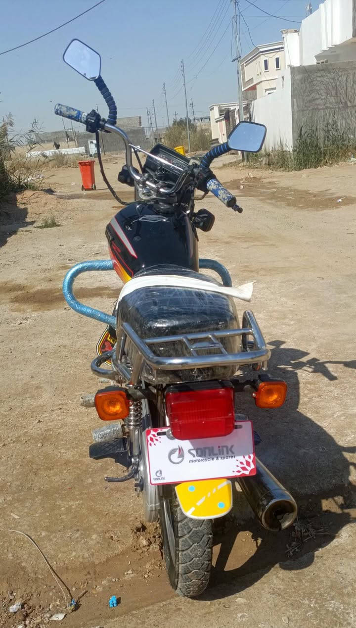 دراجه أيراني موديل 2020أريد مراوس ب2025ونطي فرق مكان الرمادي


**إذا كنت صاحب هذا الإعلان وتريد حذفه لأي سبب، رجاءا أرسل رسالة إلى الدعم الفني**