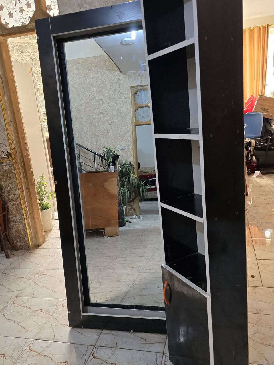 عندي غراض صالون كامله بعد عرباين كاويات شسوارات مري ميوزه يوجد توصيل كل محافظات


**إذا كنت صاحب هذا الإعلان وتريد حذفه لأي سبب، رجاءا أرسل رسالة إلى الدعم الفني**