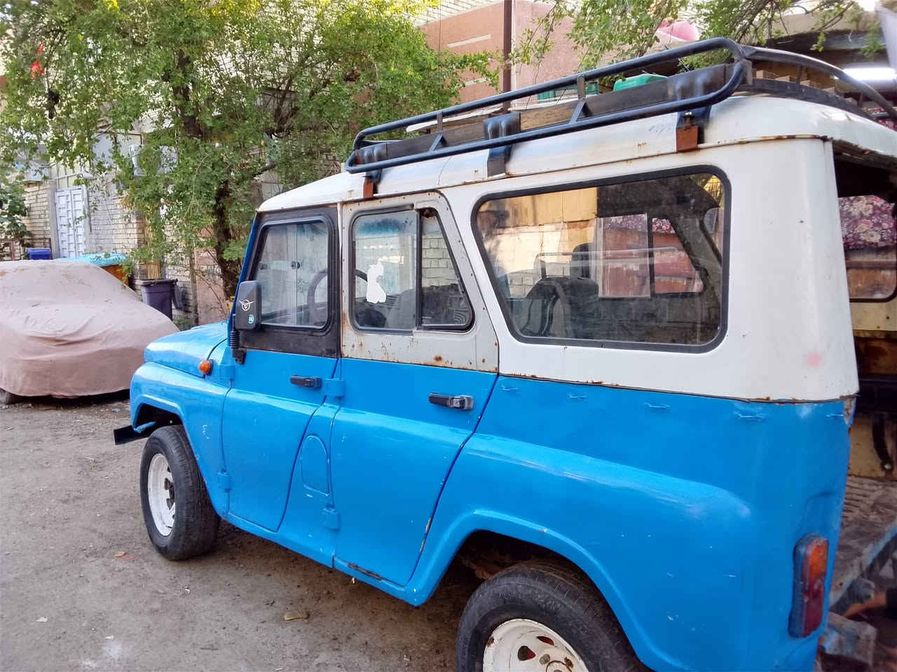سلام عليكم زوبه لبيع مكينة ونجي سته ارقام تحويل مباشر موديل 1982 سياره اصولي والشراي يتصل بهاذ ارقم *********** ولحاب السعر يتصل سيد علي
