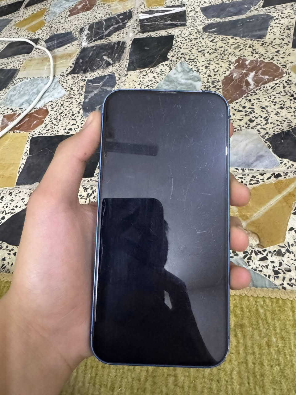 ايفون 13 عادي بطاريه84 نظيف معالج m شرق اوسط كارتونه ويا السعر 470وبي مجال العنوان بغداد الرقم ***********
