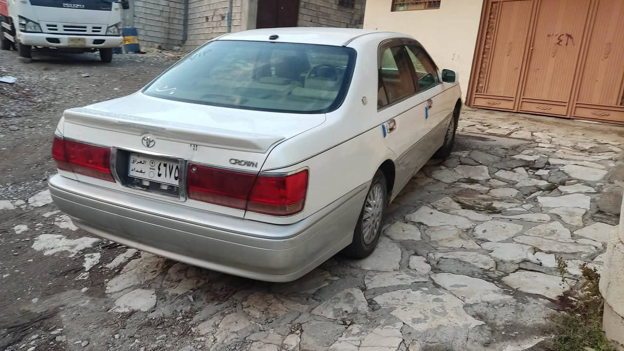 ملکە بۆفرۆشتن سێ دوکمە 46گلا***********
