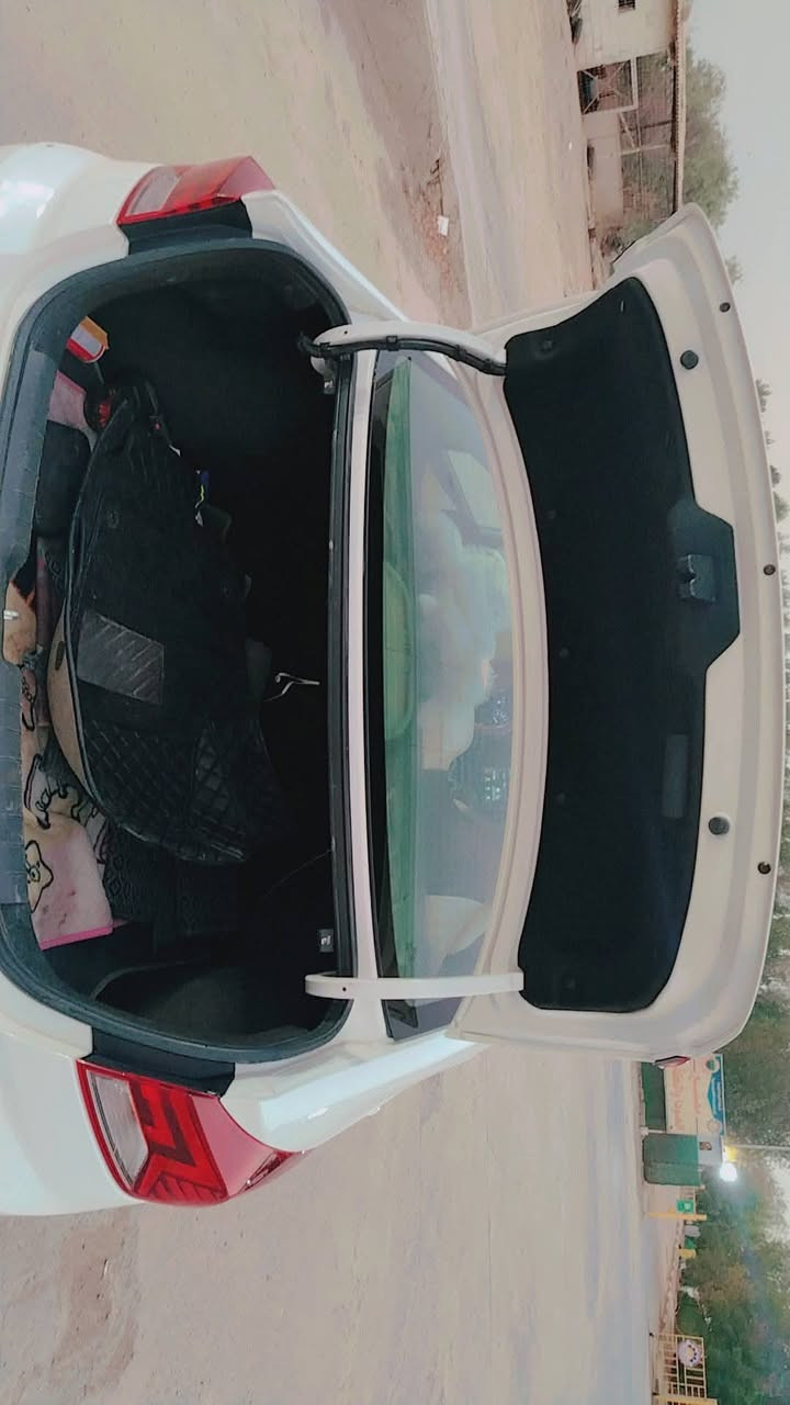 النترا 2019 وارد كندي قطعتين بنيد والجاملغ الخلفي الي موضحه بالصوره وعندي صورة الطخه مالته وعندي قبق الجنطه الكشر مالته مكشر يعني بلادي لا صبغته ولا لعبت بي
كير At مكينه 2000 اثنينهن مكفولات صدر مكفول
 تبريد تدفئه استيرن وكشنات
٣ أنظمة قياده سمارت وسبورت ونورمل
رادارات
 ارضيه جلد
 ماشيه 160 كيلو
 رقمها بابل سنويه وهزه جاهزات
السياره جاهزه من داخل فقط خارج يرادلها شويه شغل تلحيضات
رقمها بابل ومكانها بابل المسيب السياره باسمي
 السعر 135 
***********
