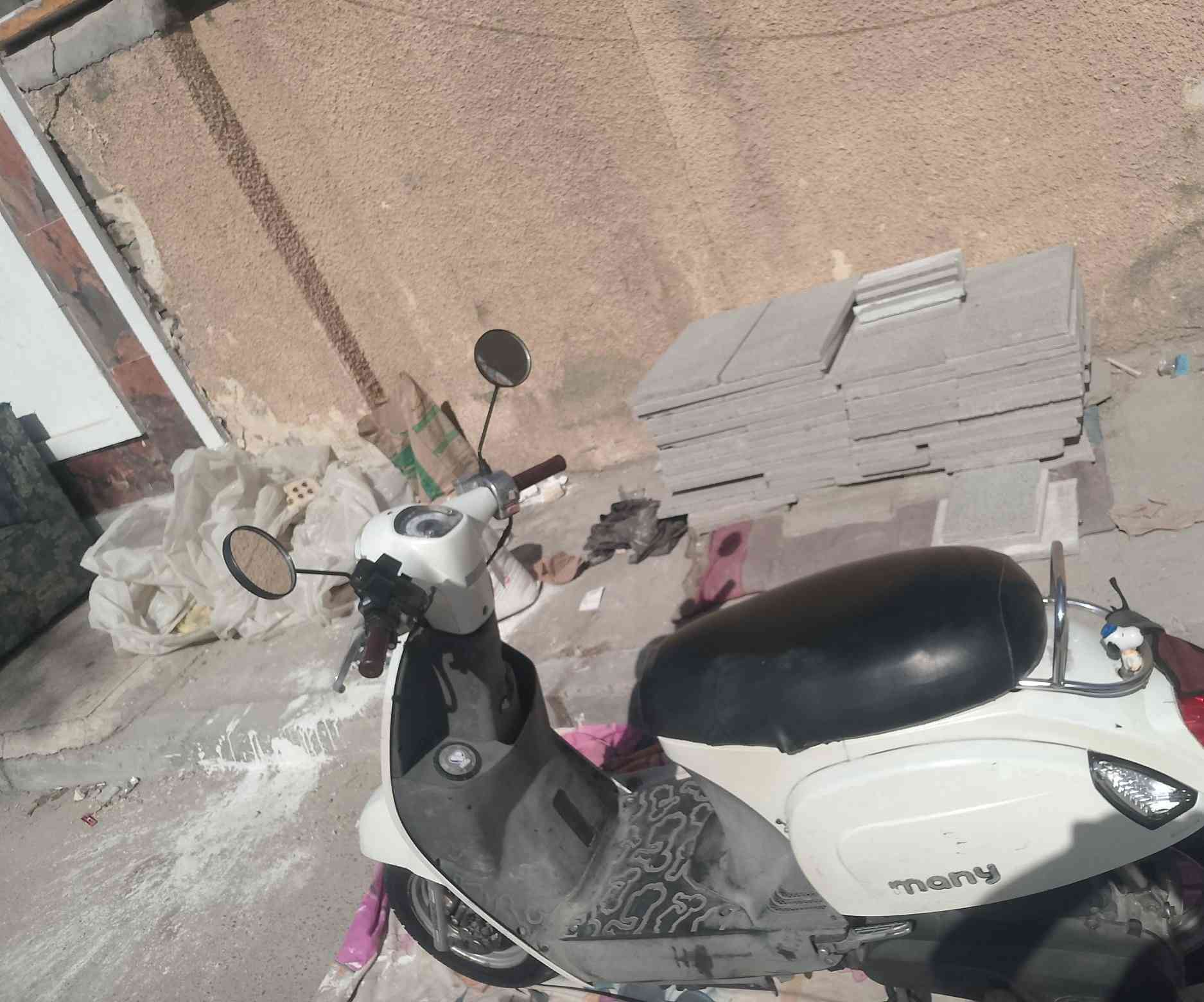 دراجه البيع سعر 650الف سرعه 120 رقمي ***********
