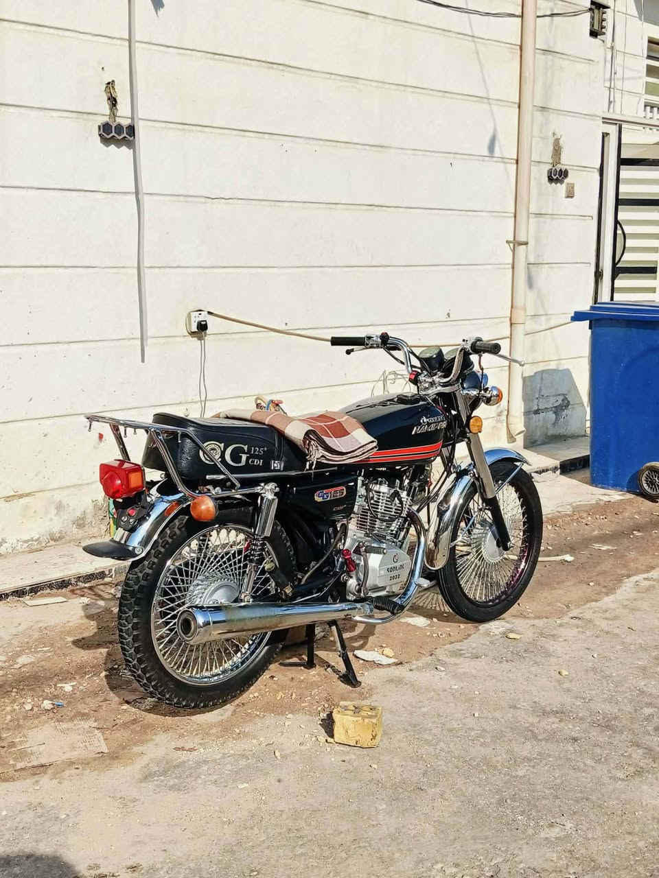 السلام عليكم نامه برو غطاس اوراق اصولي بوجهك للتقريم موديل 22 طالعه بل23  مكينه مكفوله دراجه تخبل شوفت عينك بابل سده الهنديه رقم *********** سعر 925 وبيها مجال
