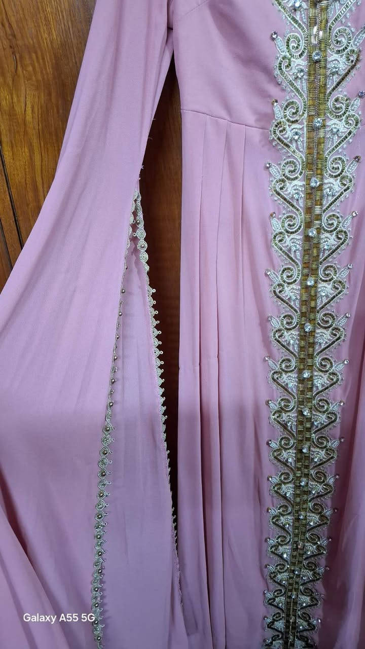 للبيع كلهن جدد ع كد لبسه مره وحده


**إذا كنت صاحب هذا الإعلان وتريد حذفه لأي سبب، رجاءا أرسل رسالة إلى الدعم الفني**