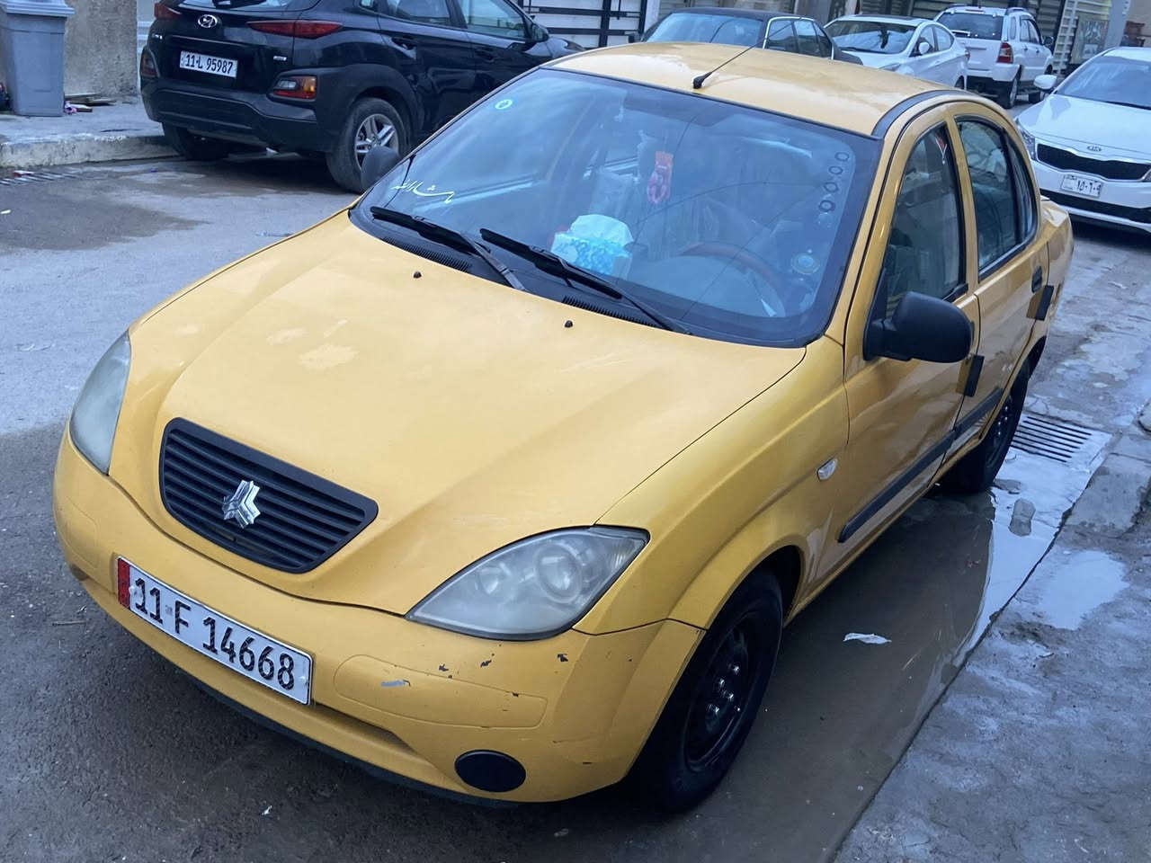 السلام عليكم 
سياره طيبه موديل 2015 
السياره مال جناي واضحه نضافتها بصور 
السياره مكينه و كير جديدات خير من لله 
اضافه الى كامره خلفيه + دوشمه داخليه 
+ سستم سماعات مربوط ويا شاشه + 
نشره داخليه 
+ زنون ثلجي ابوو مروحه
تبريد منضومه كامله جديده ثلج 🧊 
+ تدفئه  
السياره هيئه و غرامات مصفه 
رقم انكليزي جديد 
السياره بسمي تحول ثاني يوم 
السياره بيه طخه يم قبق البانزين فقط معمره غير ذالك السياره اي ضربه ما بيها 
العنوان  / حي جهاد قرب شارع 60 
الرقم / *********** 
السعر / 40 وبيها مجال بسيط 
متواجد واتساب 
رجاء ال مو شراء لا يدخل و يتعب 
السياره مصروف عليها اهواي مال جناي منقصها اي شي بوجهك الشارع 
ربي يرزقج الجميع ❤️
