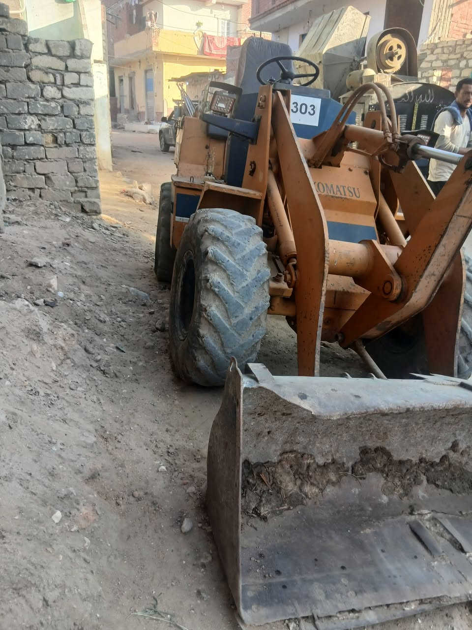 كوماتسو 30 عاده من اللي خلصوا مش محتاج جنيه مصروف لسه معمر مكنه وفتيس المعاينه اسماعيليه السعر تجاري01289322033


**إذا كنت صاحب هذا الإعلان وتريد حذفه لأي سبب، رجاءا أرسل رسالة إلى الدعم الفني**