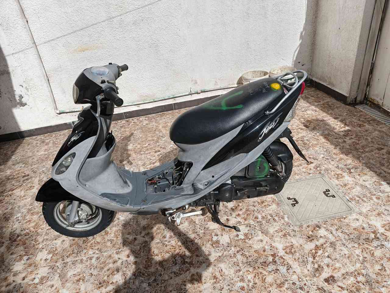 دراجة للبيع مكفولة كفالة عامة سعر خاص للاستفسار واتساب فقط متواجد كلهه شغالة مابيهه أي نقص كلهم بلادية  رقم الهاتف ***********
العنوان قبلة
