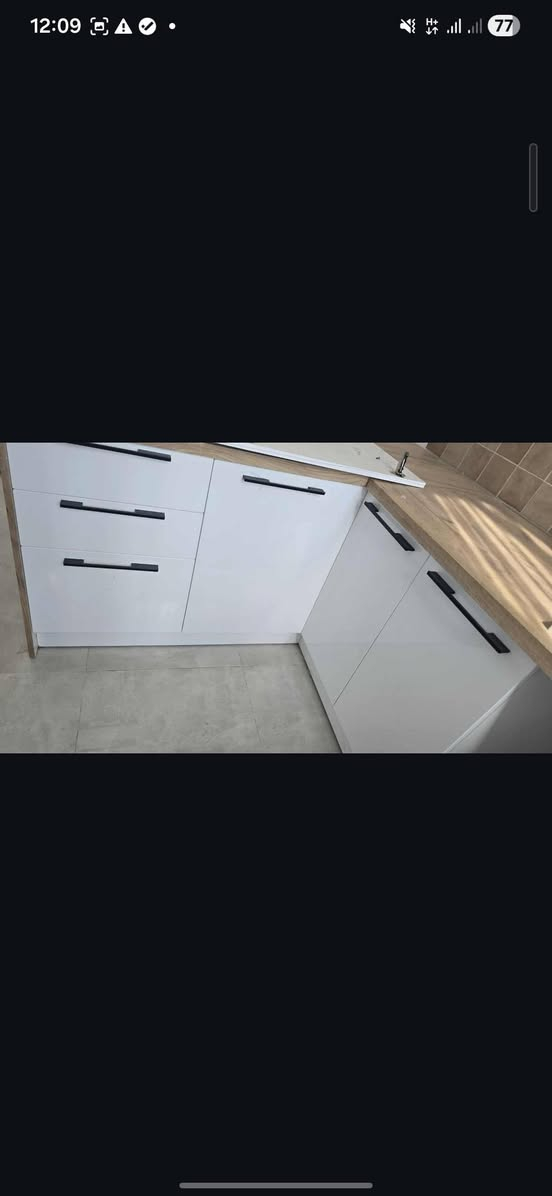 كاونترات مطبخ مع سنك بدون خلاط جديدة استعمال صفر 
قياساتها و تصميمها بالصور 
كلفتها صارت مليونين 
ابيعها بمليون وربع و بيها مجال بسيط
تصميم و مواد عند المطبخ التركي

العنوان حي الجهاد 
***********
