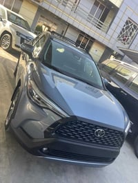 كورولا XLE • ٢٠٢٣ • ٢٥٠٠٠ كم