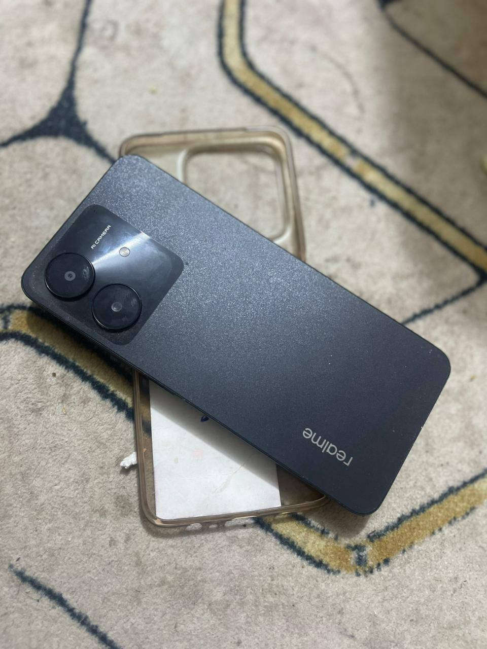 سلام عليكم ريلمي نوت 60x
ذاكره128
بصمتين دبل خط كامل ملحقات 
كفر شاحنه كارتونه للمراوسه بايفون 
مكان نجف كوفه ***********
