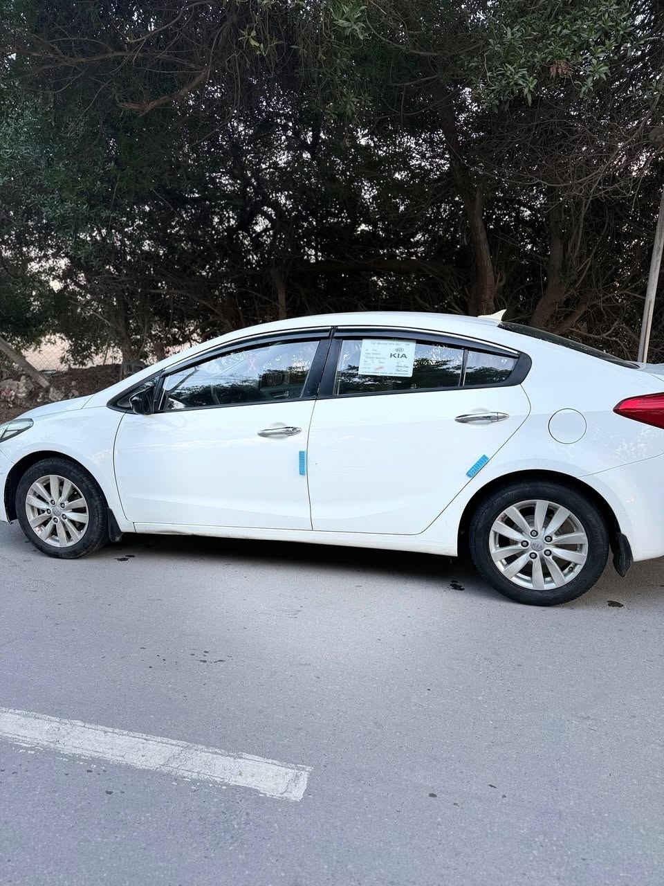 للبيع سيراتو موديل 2014 خليجي محرك 1600 
سياره جاهزه من كل النواحي 
بيه 3 قطع صبغ بدون دواخل
السعر 105
استفسار ***********
