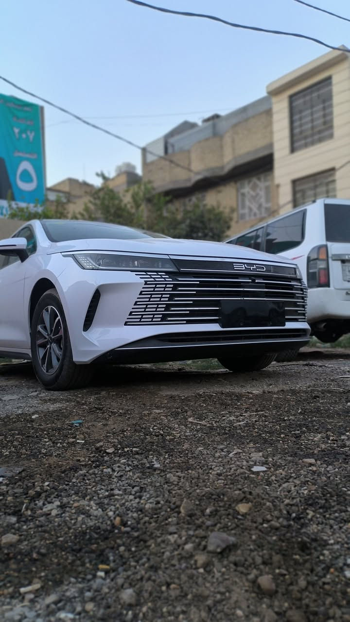 اسلام عليكم بي وايدي دسترويل 25ماشية 17الف رقم بغداد باسمي معروفة مواصفات ميحتاج اذكرهن سعر 18300.  
***********
