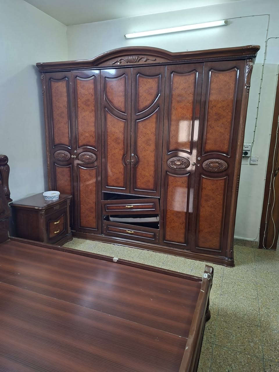 سلام عليكم غراض مستعمله البيع 
‏‪0771 168 6494‬‏
