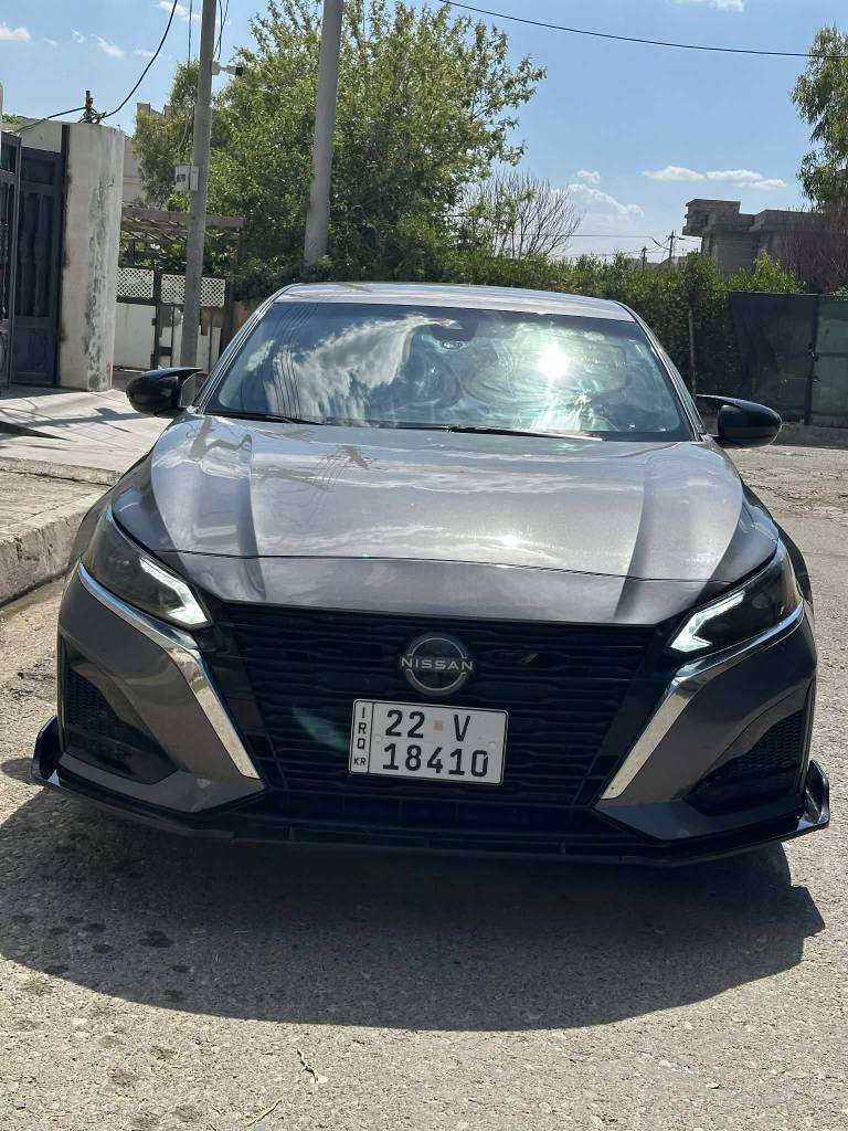 نيسان ئاڵتیما 2024 sv 
مواسةفاتي ناسراوة سةيارةكة تا بڵێی جوان و تازە ماوەتەوە تەنها یەک چامڵخی بۆیاغە بەبێ ناو گرتن بەبێ لێدران هەمو گیانی بەشەرت كامل جوانكاري بۆ کراوە سەیاری مەعرەز نیە 
ناونیشان هەولێر
ڕەقەم شانسیم داناوە لە وێنەکان 
***********
***********
السيارة نظيفة كلش واستعمال مرتب،
 هەولێر تەحویل 
 تشغيل بصمة وستارت 
 شاشة كبيرة + نظام ملاحة + CarPlay
 كاميرا خلفية وحساسات 
 نظام صوت BOSE الأصلي 
 رادار + مثبت سرعة ذكي
 إضاءة LED
 جنوط رياضية أصلية
 تبريد قوي وصرفية اقتصادية
 بعد هي مواصفات
قطعة وحدة فقط جامرلغ امامي  باقي  بدون شخط بدون دواخل بدون حادث
 رقم شاصي مرفق بصور
السيارة ما تحتاج غير تركب وتمشي ✨
💰 السعر مناسب ويا الجادين فقط
رقم اربيل باسمي تحويل او وكاله حاضرين
العنون اربيل
***********
*********** أربيل, العراق
