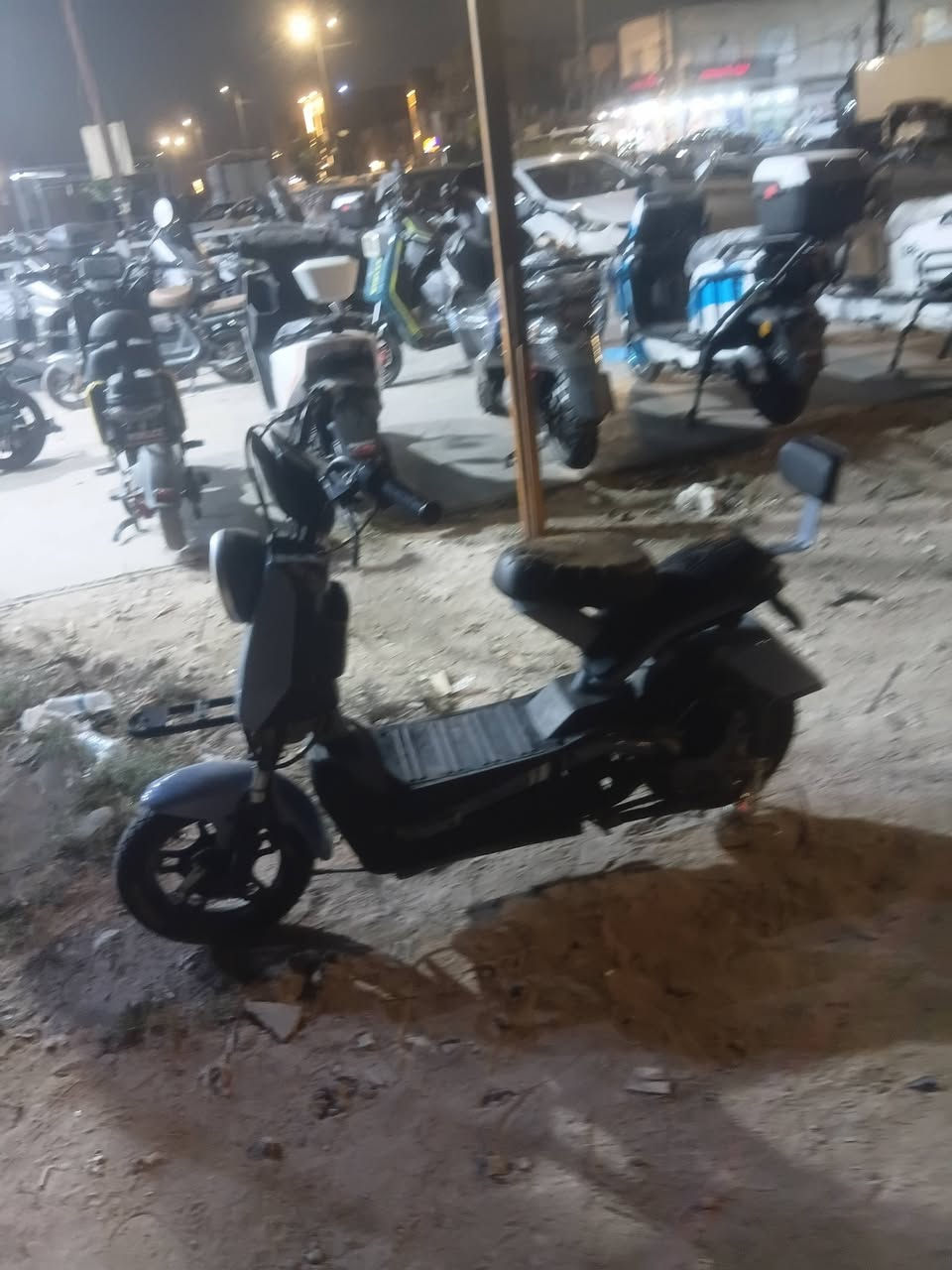 السلام عليكم دراجه شحن حجم ١٤ للبيع عاطله الحساس مالته سعره ٢٥الف بطاريات جدد كهربائيات كله شغاله سعر ١٠٠ وبي مجال عنوان بغداد حي الجهاد *********** بي واتساب

