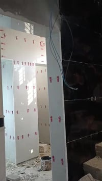 من رخصه مدير الكروب خلفه سيراميك بورسلين مرمر جداري ارضي تصفير صبه سكر...