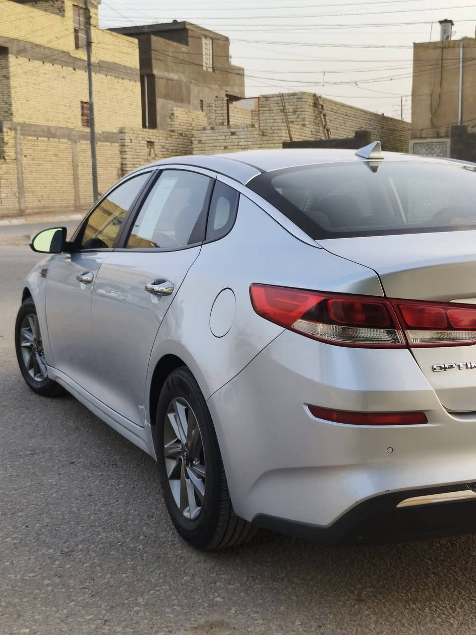السلام عليكم 
اوبتما 2019 وارد امريكي مكينة 2400 GDi
الحادث سرقة دعامية امامية وماصدات وصور الحادث موجودة
السيارة على ايدنة وما متعوبة وكلش نظيفة 
ممشاها ٧٠ الف ميل (قابل للزيادة شي بسيط)
مواصفات فئة الـ
FE المعروفة
شاشة (ابل كار بلي + اندرويد اوتو)
رادار امامي + حساس نقطة عمياء
كاميرا خلفية + حساسات خلفية
السيارة رقم اربيل وكالة بأسمنة
اي استفسار هذا رقمي : ***********
متواجد من ال5 العصر لنهاية الليل الصبح مامتواجد
مكاني كربلاء / الحر
