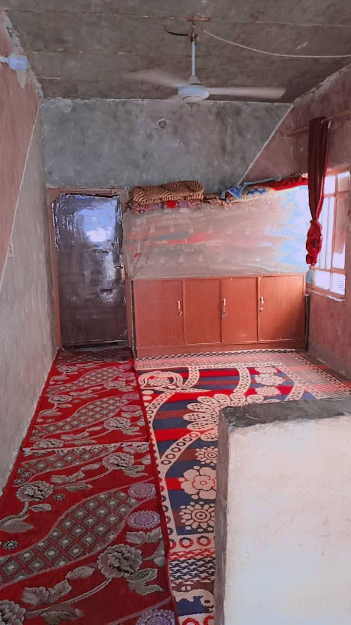دار للبيع طابو زراعي سند 25
100متر غرفه وصاله مطبخ وستقبال حمام داخلي وخارجي
شارع كربله عمود 130 بشارع زركه قرب المختار ابو وحيد سعره 24 يرهم قصد  ***********
